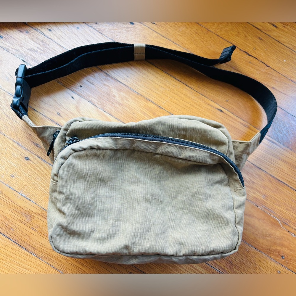 Baggu Tan Crossbody Bag